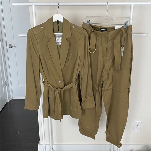 Express Pants - Express Olive Green Pantsuit